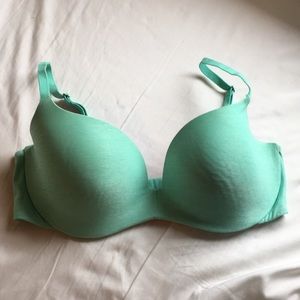 VS PINK Campus Light Lift Bra